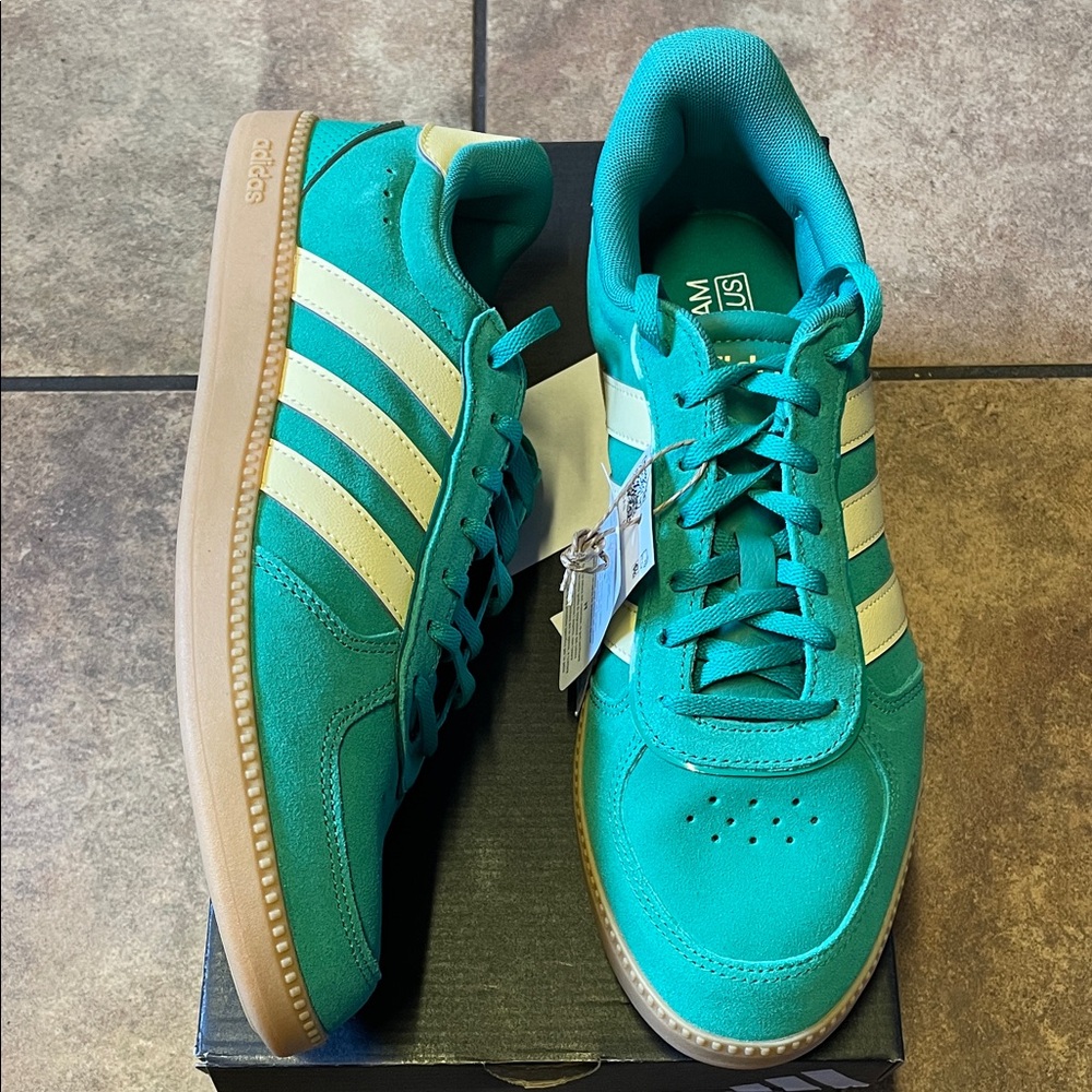 NEW Adidas Breaknet Sleek Sneakers - size 9-1/2 & 10